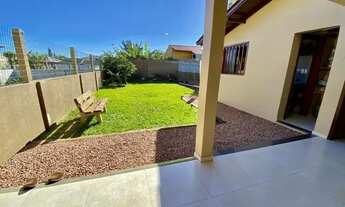 Imagem 2: Casa para venda tem 180 metros quadrados com 3 quartos em Zona Nova - Capão da Canoa - RS