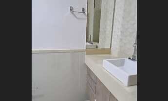 Imagem 6: Casa de condomínio para venda tem 480 metros quadrados com 4 quartos