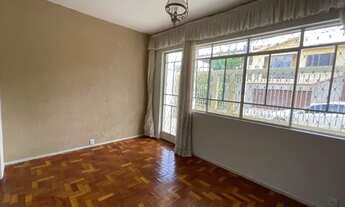 Imagem 5: Casa para aluguel com 150 metros quadrados com 3 quartos sendo um suíte e 3 vagas de garag