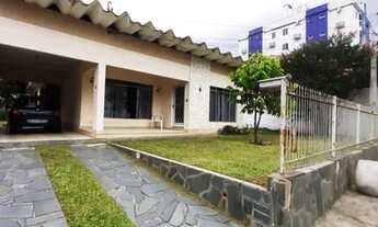 Imagem 4: Casa para venda possui 198 metros quadrados com 4 quartos em Jordanésia (Jordanésia) - Caj