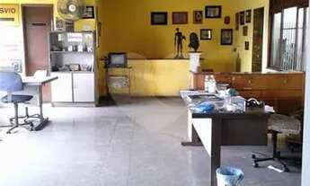 Imagem: Ótimo galpão coberto, com terreno de 800m²