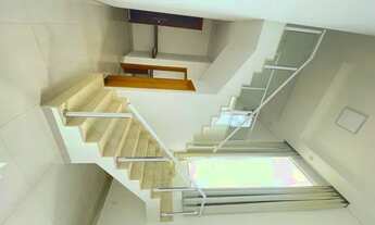 Imagem 2: Casa para aluguel possui 360 metros quadrados com 5 quartos no Condomínio Recanto do Lago