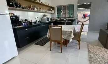 Imagem 6: Térrea para venda tem 240 metros quadrados com 3 quartos em Vila Lavínia - Mogi das Cruzes