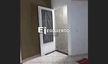 Imagem 5: Casa dois dormitórios sendo uma suíte, 2 vagas de garagem cobertas