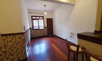 Imagem 2: Quarteirão Ingelheim: casa com dois quartos, reformada, armários embutidos