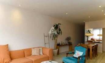 Imagem 2: Apartamento de 3 quartos no Jardim Botânico, andar alto, vista para Lagoa e Pedra da Gávea