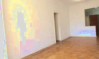 Imagem 3: Apartamento para venda possui 125 metros quadrados com 3 quartos em Leme - Rio de Janeiro