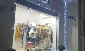 Imagem: Casa grande com ponto comercial reformado