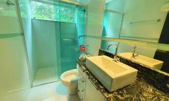 Imagem 2: Alphaville Manaus 1, Casa Duplex Mobiliada, 640m² Terreno, Atrás Orla da Ponta Negra