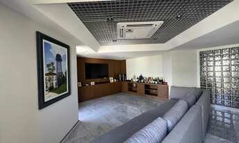 Imagem 3: Vendo Cobertura Via Veneto 650m2, mobiliada, 4 suítes piscina e academia e 4 vagas