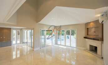 Imagem 5: Casa de 4 Quartos no Condomínio Aquarius Hills