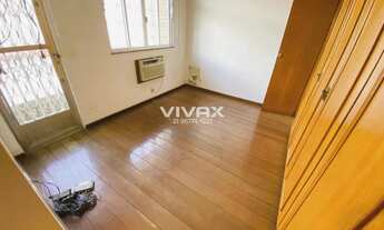 Imagem 5: MÉIER - Casa - Dona Claudina - 4 quartos - 2 suítes - 1 banheiro - 2 vagas