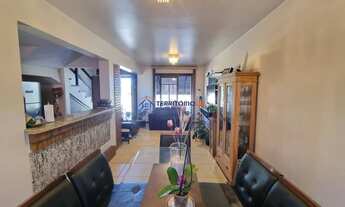 Imagem: Sobrado com 3 Dormitórios em Condomínio