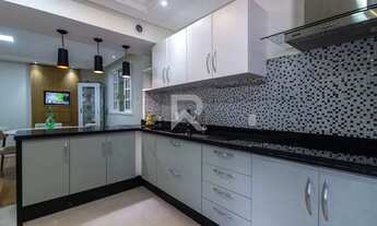 Imagem 7: Sobrado Frente Rua com Jardim Privativo, 3 Suítes e Jacuzzi à venda, 224 m² Santo Inácio