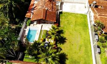 Imagem: Aluga se casa com piscina para o Carnaval