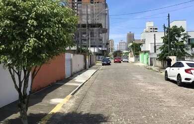 Imagem 2: CASA COM 02 TERRENOS, 03 DORMS, COM PISCINA EM ITAPEMA!!! MORRETES