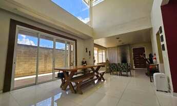 Imagem: Casa à venda, 5 quartos, 1 suíte, 10 vagas