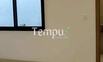 Imagem 7: Casa de Luxo com Suíte Master e Piscina em Localização Nobre