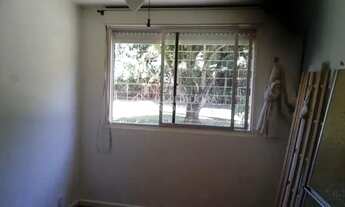 Imagem 4: Apartamento térreo de 1 dormitório com 42m2. Garagem próxima à venda(separada