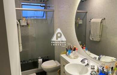 Imagem 16: Rua Maria Angélica, original 3 quartos, convertido em 2 quartos e 1 escritório conectado a