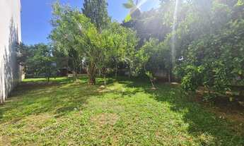 Imagem 4: Terreno com quiosque BARBADA