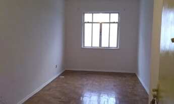 Imagem 2: Amplo apartamento junto a praça das Nações