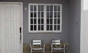 Imagem 3: Casa duplex germinada em cordeirinho de frente para lagoa