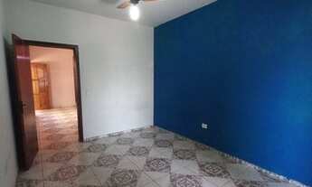 Imagem: Sobrado com 4 dormitórios, em via pública