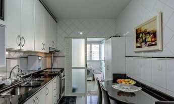 Imagem 7: Apartamento para venda tem 100 metros quadrados com 3 quartos em Centro - Balneário Cambor