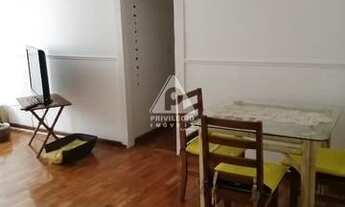 Imagem 2: Apartamento de três quartos no Leblon. Oportunidade!
