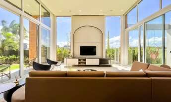 Imagem 4: Casa de condomínio térrea para venda possui 310 metros quadrados com 4 quartos