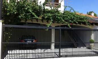 Imagem 3: Sobrado para venda possui 324 metros quadrados com 4 quartos em Vila Oliveira - Mogi das C