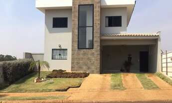 Imagem 2: Casa de condomínio para venda tem 175 metros quadrados com 3 quartos