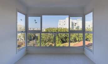 Imagem: Porto Alegre - Apartamento Padrão - Camaquã