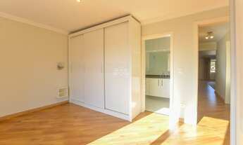 Imagem 7: Apartamento para venda possui 119 metros quadrados com 3 quartos em Cabral - Curitiba - PR