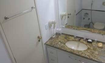 Imagem 6: 1 qto mata praia.30m2.split.tv cabo.gar.camareira.lazer total.frente mar