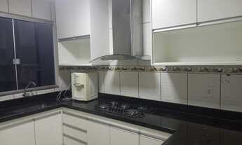 Imagem 6: Vende-se uma bela casa com 4 quartos, sendo 2 suítes na Qd 05 do Setor Sul