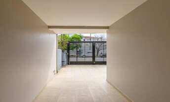 Imagem 3: Que tal morar em uma linda, iluminada, e arejada casa no Brooklin. Venha conhecer e se enc