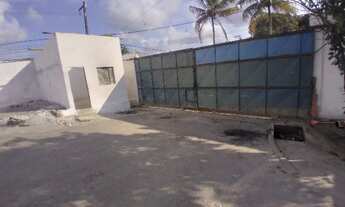 Imagem 3: Terreno com 2520m2 todo murado com salas e pátio para alta tonelagem