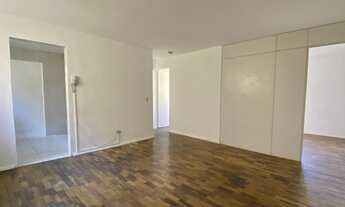 Imagem 2: Apartamento para Venda em Curitiba, água Verde, 3 dormitórios, 1 banheiro, 1 vaga