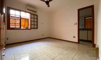 Imagem 4: Casa linear Riviera c/ 3qts, send 1suíte, 3brs, 2vgs, amrs plnjds, churrqr, quintal, split