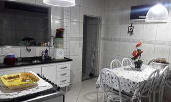Imagem 6: Vende-se lote com duas casas independentes