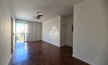 Imagem: 2 quartos, suíte, sacada, dependência