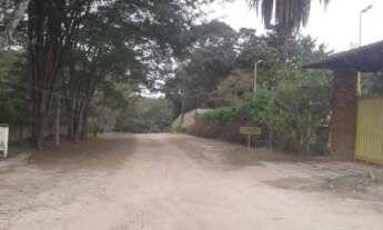 Imagem 5: Terreno de 2.500 m2 com casa iniciada