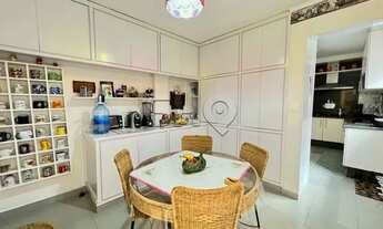 Imagem 2: Aluga-se casa com 4 dormitórios e 3 vagas no City América