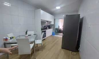 Imagem 3: Casa duplex no Condomínio Residencial Tapajós. 193m2, 1 suíte avarandada com closet e 2 qu