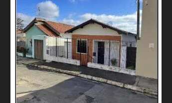 Imagem: LARANJAL PAULISTA - Casa Padrão - VILA