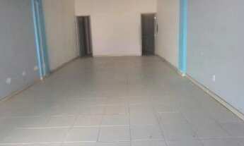Imagem 4: Loja no Bairro Floresta com 75 m², 2 banheiros. Infraestrutura bairro: clube social, crech