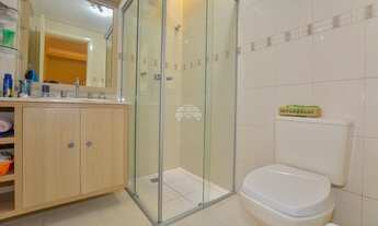 Imagem 5: Sobrado para venda possui 210 m² com 3 quartos em Capão da Imbuia - Curitiba - PR