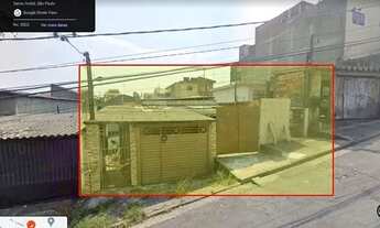 Imagem: Terreno c/ 4 casas construídas no jardim